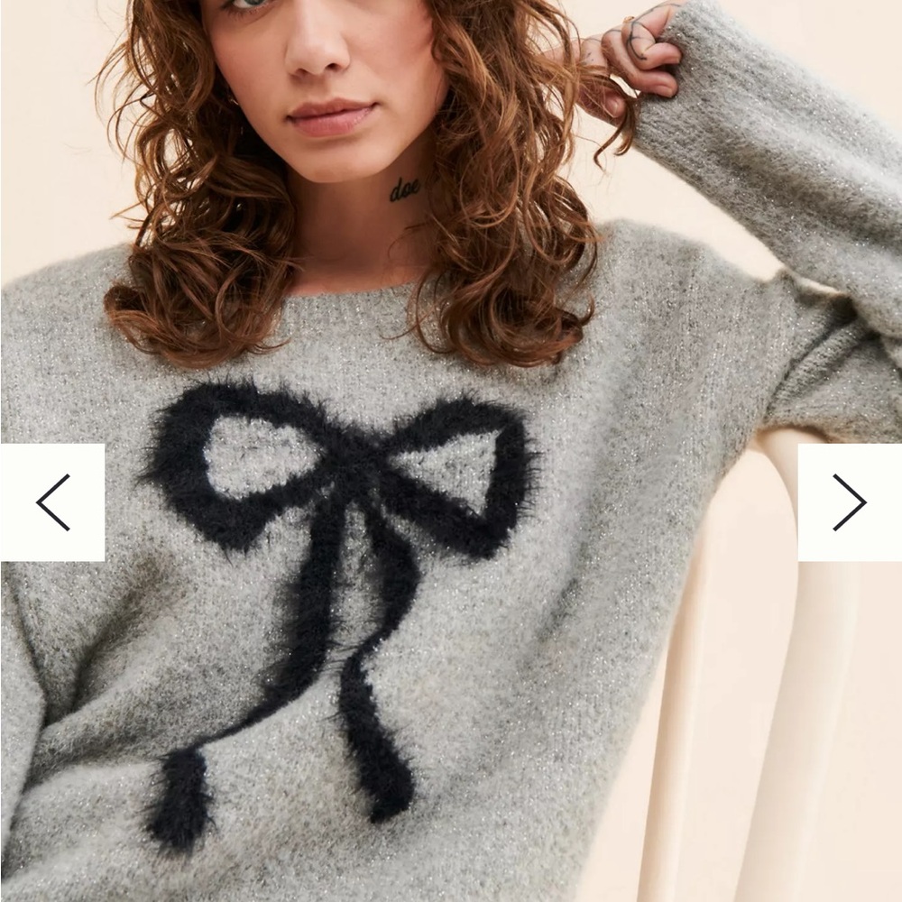 Anthropologie Gray Sweater with Black Bow Accent